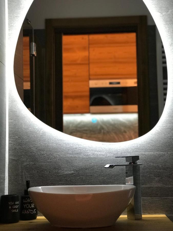 Cozy Studio Apartment 布勒伊-切尔维尼亚 外观 照片